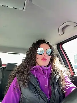 dolcevita002 online show from March 24, 11:37 am