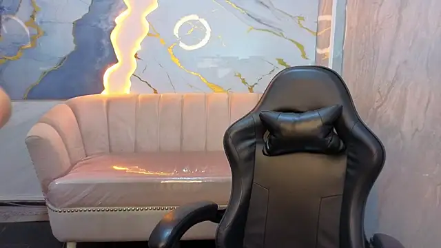 victoria castillo b online show from March 30, 7:46 pm