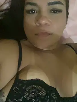 ruthrocha online show from July 18, 1:31 am