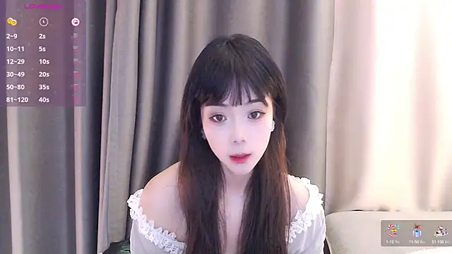 Snapshot of stella_lolio chatting on October 14, 5:32 am stella lolio online show from October 14, 5:32 am