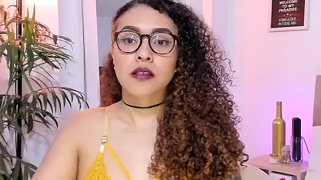 Zoe Gruber online show from November 27, 12:24 am