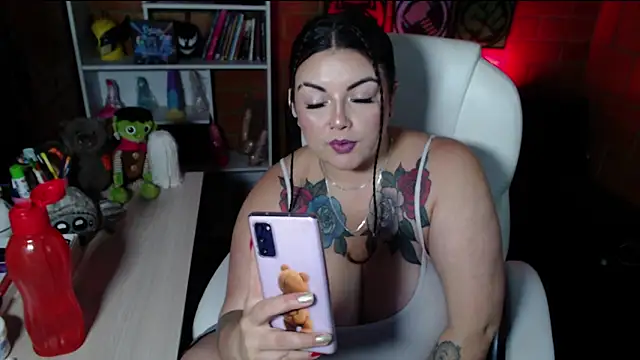 juliette rd online show from November 23, 9:27 pm