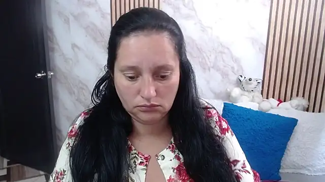 CristialJones  online show from September 10, 2:06 pm