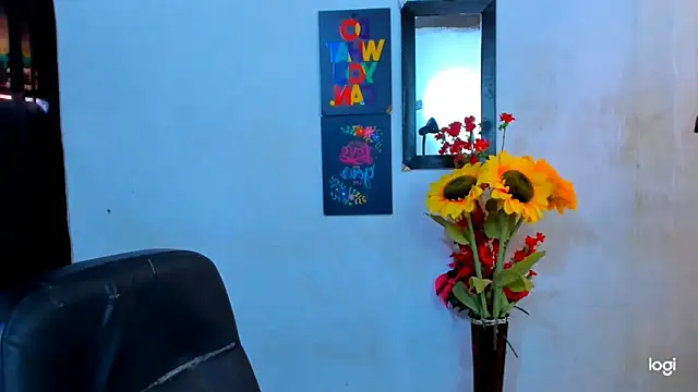 juanblakbigcock online show from April 20, 8:01 pm