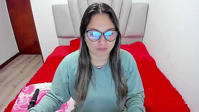 samantha  wilson online show from February 22, 12:22 am