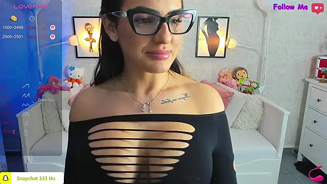 LindsayDeee online show from November 8, 6:18 am