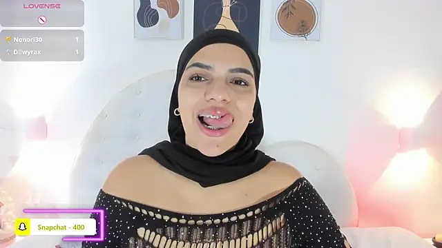 Umarani  online show from February 6, 6:55 pm