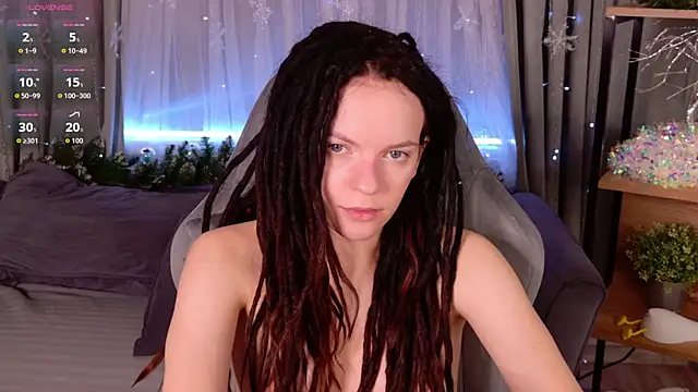 CoreyJane online show from December 22, 6:05 am