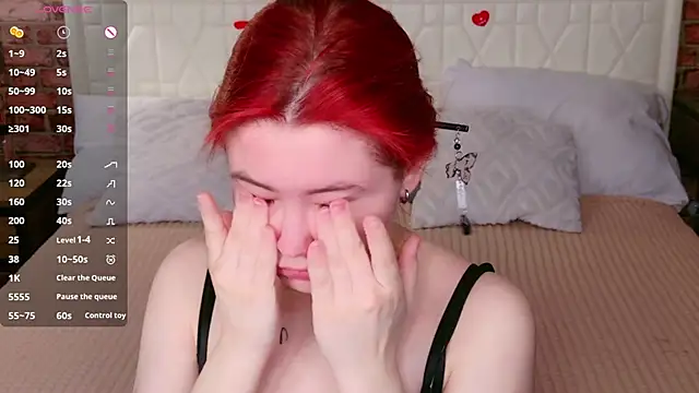 Lisa Adam online show from March 10, 6:12 pm