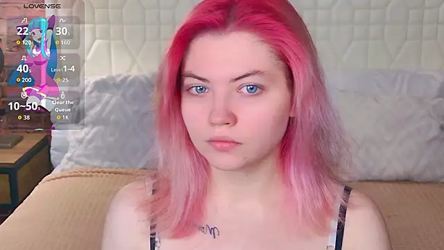 Lisa Adam online show from February 3, 6:01 pm