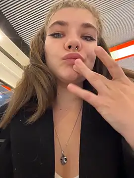 Holy Tereza online show from May 27, 3:42 pm