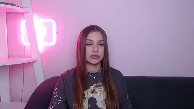 MilanaAngelAs online show from April 11, 4:51 am