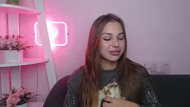 Snapshot of MilanaAngelAs chatting on September 9, 7:35 pm MilanaAngelAs online show from September 9, 7:35 pm