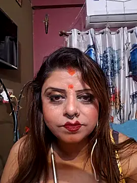 Maaya66 online show from February 13, 7:15 pm