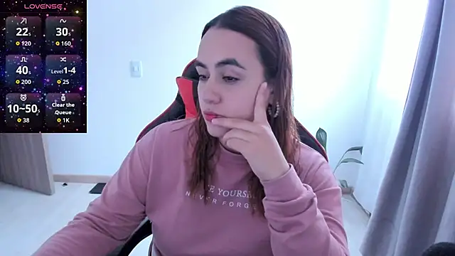 maryluna95 online show from April 10, 5:52 pm