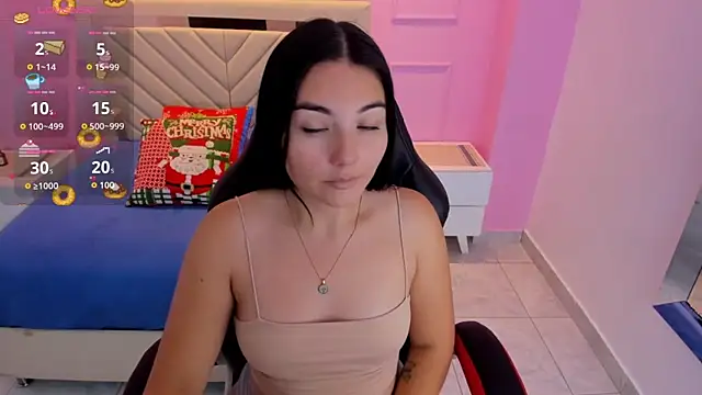 delilaquinn online show from December 19, 8:23 pm