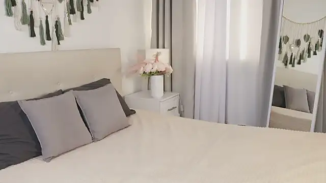 Cassie Kelman online show from March 30, 9:36 pm