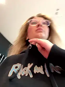 Teya moon  online show from January 11, 11:37 am