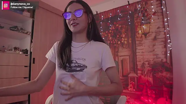 DanyNova Co online show from November 9, 9:11 pm