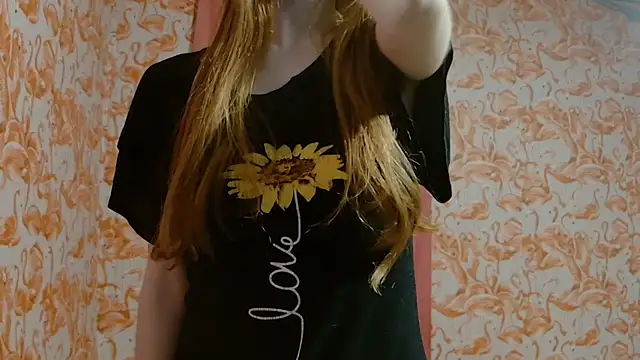 strawberrysmoothie online show from September 18, 3:27 am