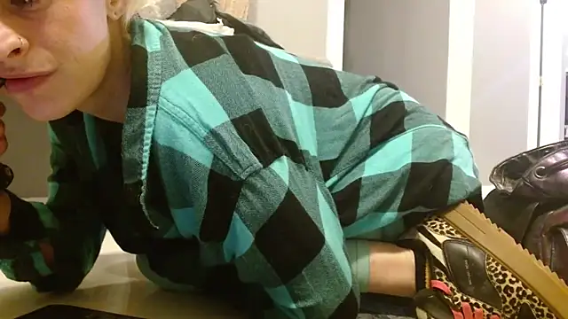 watermellonpussy online show from March 10, 9:57 am