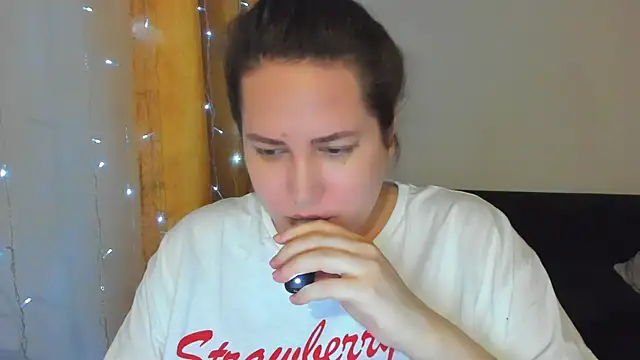  madalexa  online show from March 11, 8:11 pm