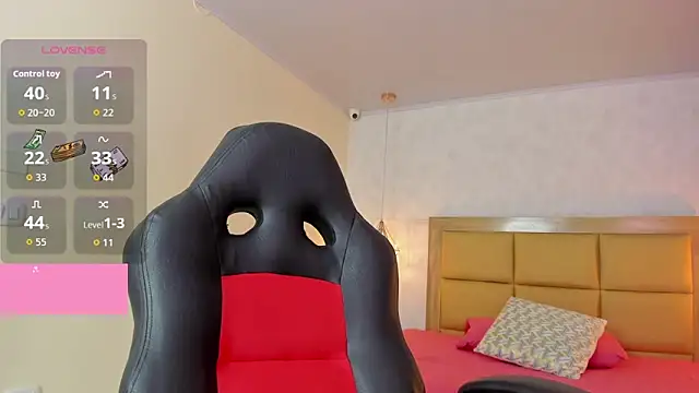 LARSONMIA online show from September 17, 12:14 pm