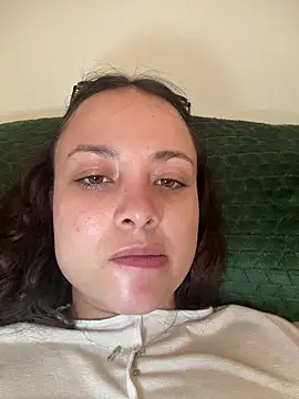 Megan Rodrigo online show from March 19, 2:21 pm