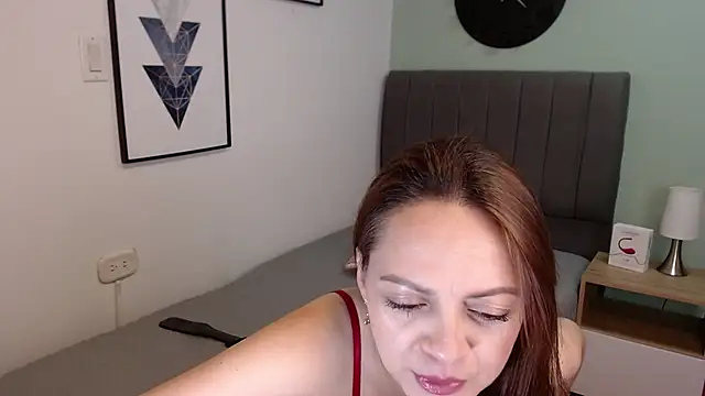 dory mia online show from November 6, 1:17 pm