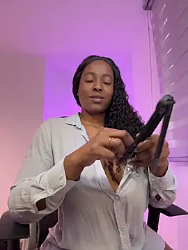 evangeline ch online show from March 30, 11:54 am