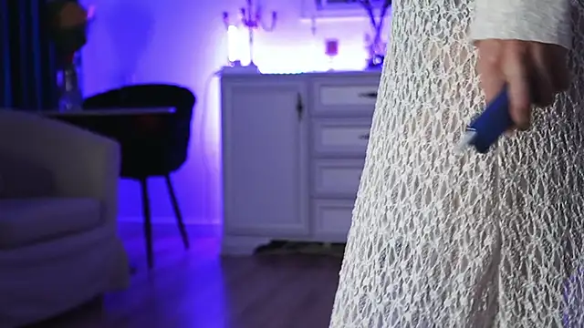 ivyleague  online show from February 6, 6:22 pm