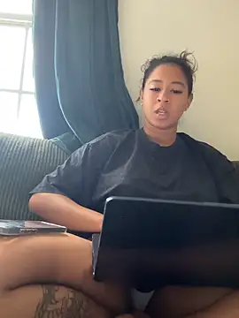 AshleyLoveee online show from December 18, 4:12 pm