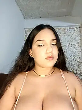 VickyyLove21 online show from November 25, 10:06 am