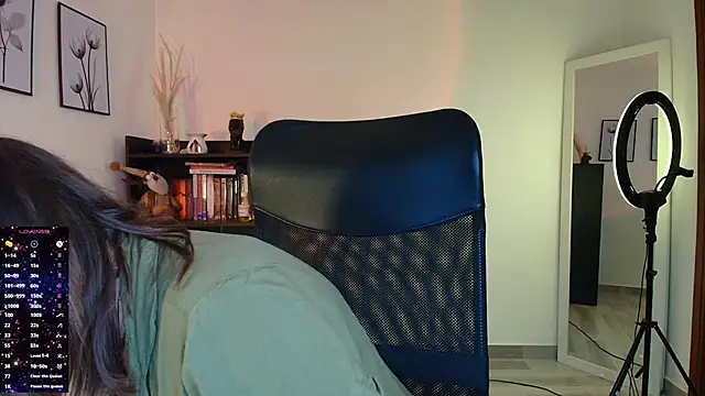 miss seline online show from February 2, 11:15 pm