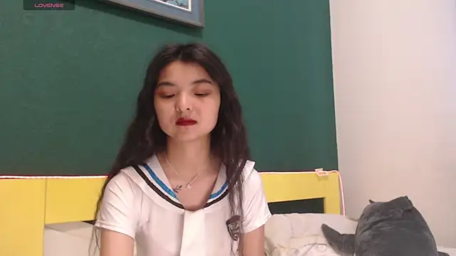 Shy Kira online show from June 1, 8:49 am