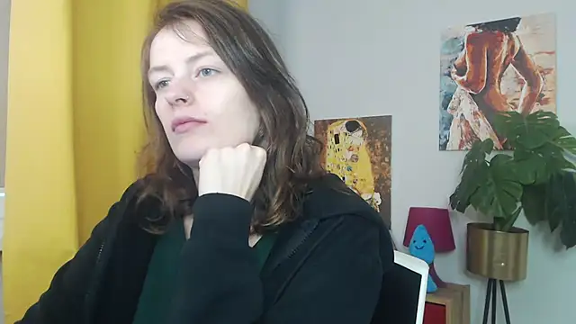 juicyNadine online show from November 5, 5:56 am