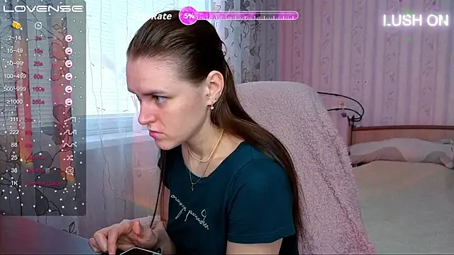 Bella  Swoon online show from March 17, 5:11 am