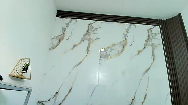 Lindsey8 online show from March 10, 2:10 pm