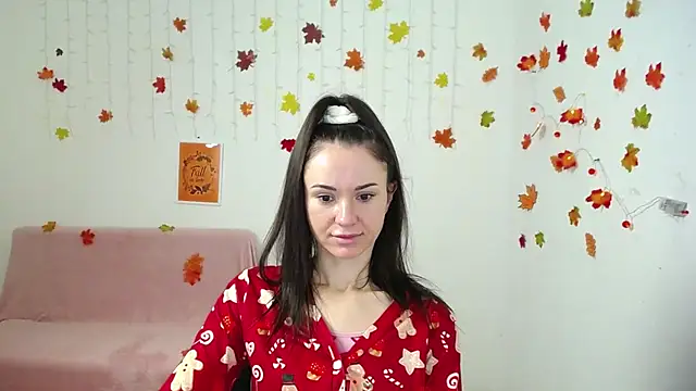 KaraCriegs online show from November 21, 6:32 pm