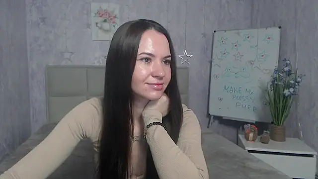 KaraCriegs online show from November 9, 7:10 pm