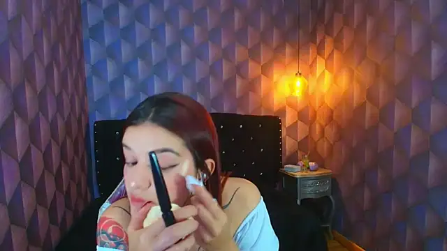 LiaHarryis online show from November 13, 6:18 pm