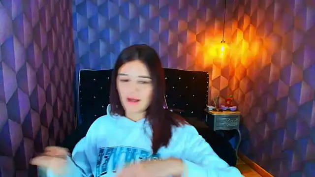 LiaHarryis online show from February 25, 6:06 pm