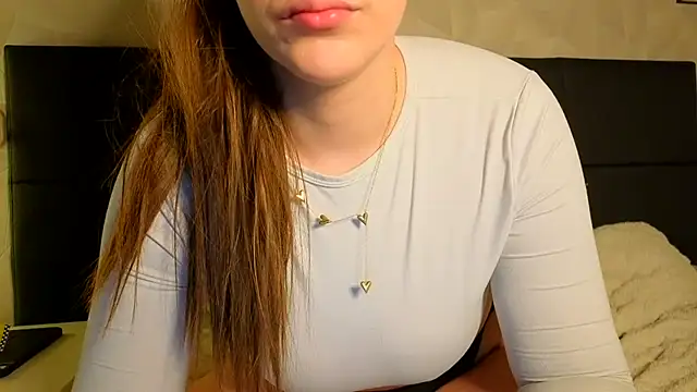 Sweetninaaa online show from April 14, 6:35 am