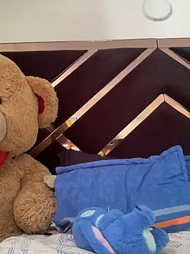 emmyjhonson07 online show from October 7, 2:43 pm