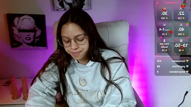 SamanthaRoldaan online show from September 19, 5:12 pm