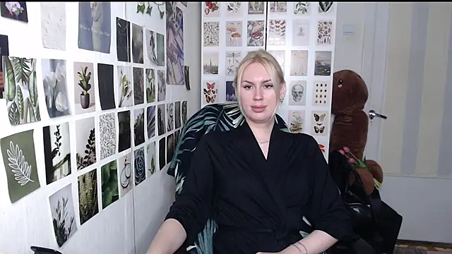 CapriScorpion online show from May 26, 5:34 pm