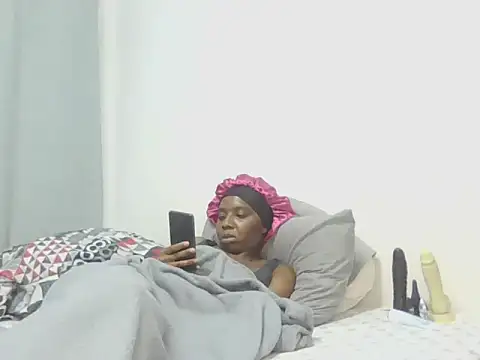 Sexxybella27 online show from November 2, 10:46 pm