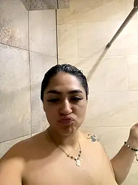 Snapshot of Charlotte_cutee18 chatting on October 14, 11:29 pm Charlotte cutee18 online show from October 14, 11:29 pm