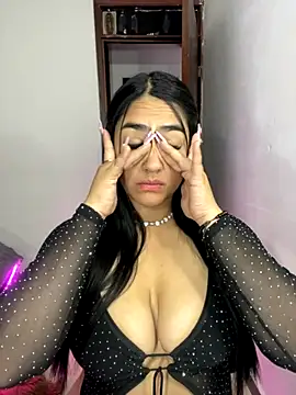 Snapshot of Charlotte_cutee18 chatting on September 27, 11:28 am Charlotte cutee18 online show from September 27, 11:28 am
