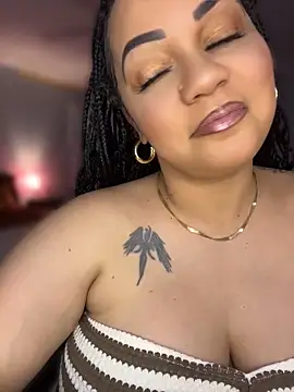 DestineeJayde online show from April 13, 3:52 am